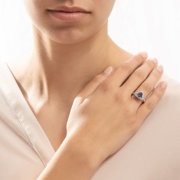 λευκόχρυσο γυναικείο δαχτυλίδι μπλε ζιργκόν D11201038(a)