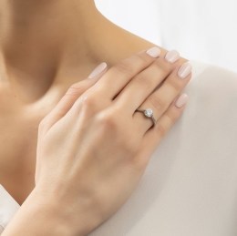 μονόπετρο ασημένιο δαχτυλίδι λευκά ζιργκόν D21200200(b)